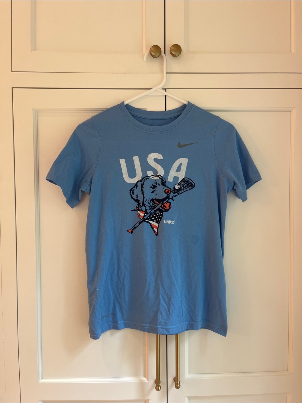 Girls Nike tee shirt. USA lacrosse dog. Size Large.